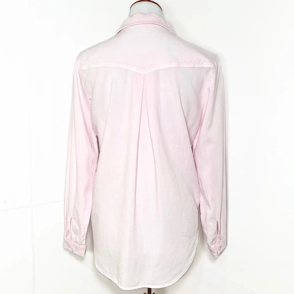 SOLD-Anthropologie Pastel Pink Chambray Long Sleeve Buttondown Shirt Small - Picture 5 of 9